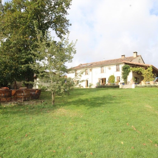  DEMEURES MAISONS PATRIMOINE : Domaines / Propriétés | FOIX (09000) | 300 m2 | 550 000 € 