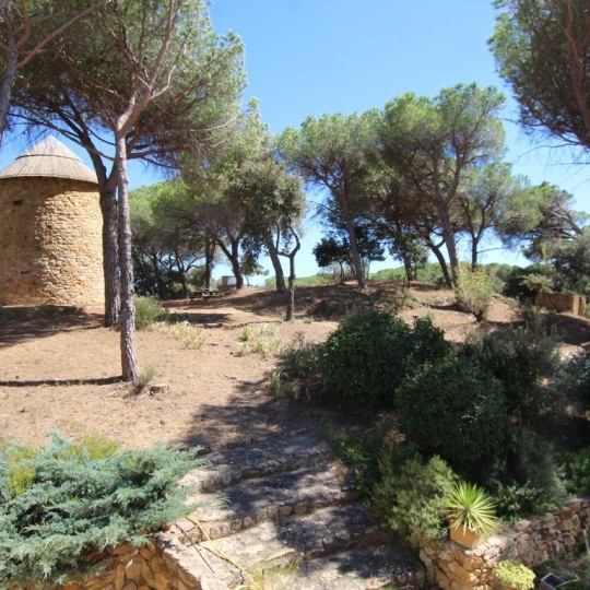  DEMEURES MAISONS PATRIMOINE : Domaines / Propriétés | NARBONNE (11100) | 237 m2 | 648 000 € 