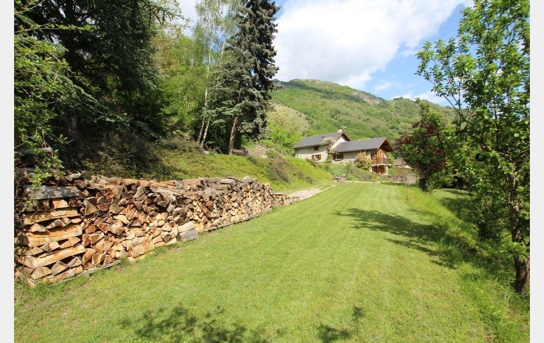 DEMEURES MAISONS PATRIMOINE : House | AX-LES-THERMES (09110) | 195 m2 | 450 000 € 