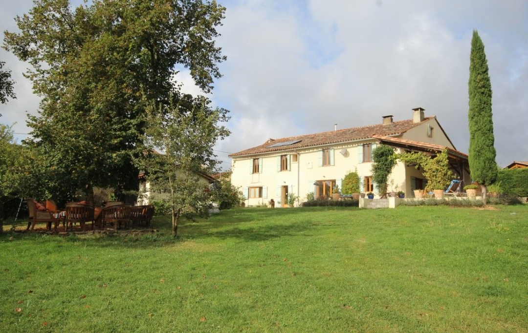 DEMEURES MAISONS PATRIMOINE : Domaines / Propriétés | FOIX (09000) | 300 m2 | 550 000 € 