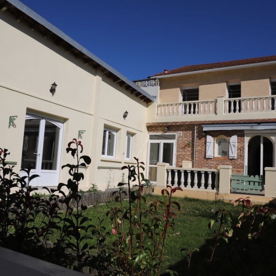  DEMEURES MAISONS PATRIMOINE : Maison / Villa | LAVELANET (09300) | 304 m2 | 210 000 € 